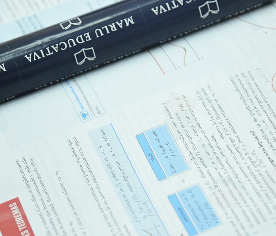 Libro de matemáticas - Marlu